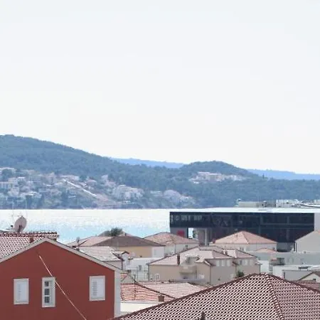 Apartman One *