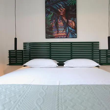 Apartman One *